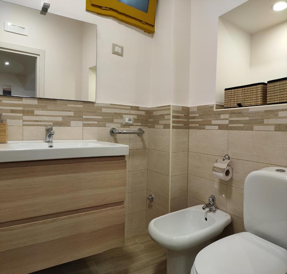 Etnacity Guest House Apartment Catania Ngoại thất bức ảnh