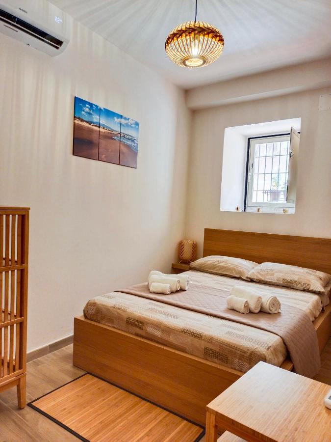 Etnacity Guest House Apartment Catania Ngoại thất bức ảnh